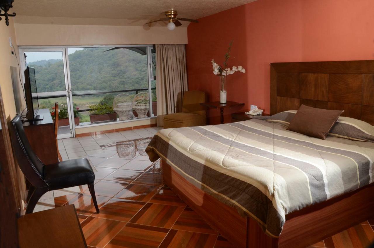 Hotel Forest Huauchinango Ngoại thất bức ảnh